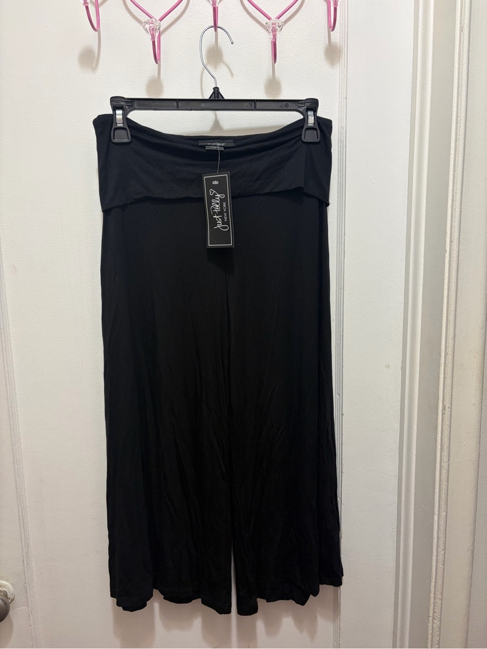 Just Polly black fold overs gauchos size S